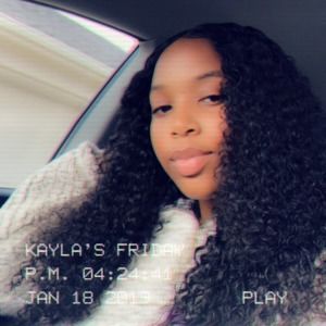 Meet your Posher, Kayla